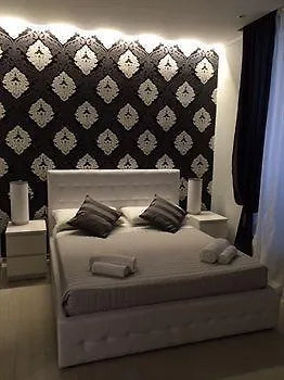 Konukevi Romance Cosimato Trastevere 3*