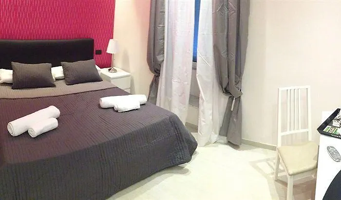 Konukevi Romance Cosimato Trastevere 3*
